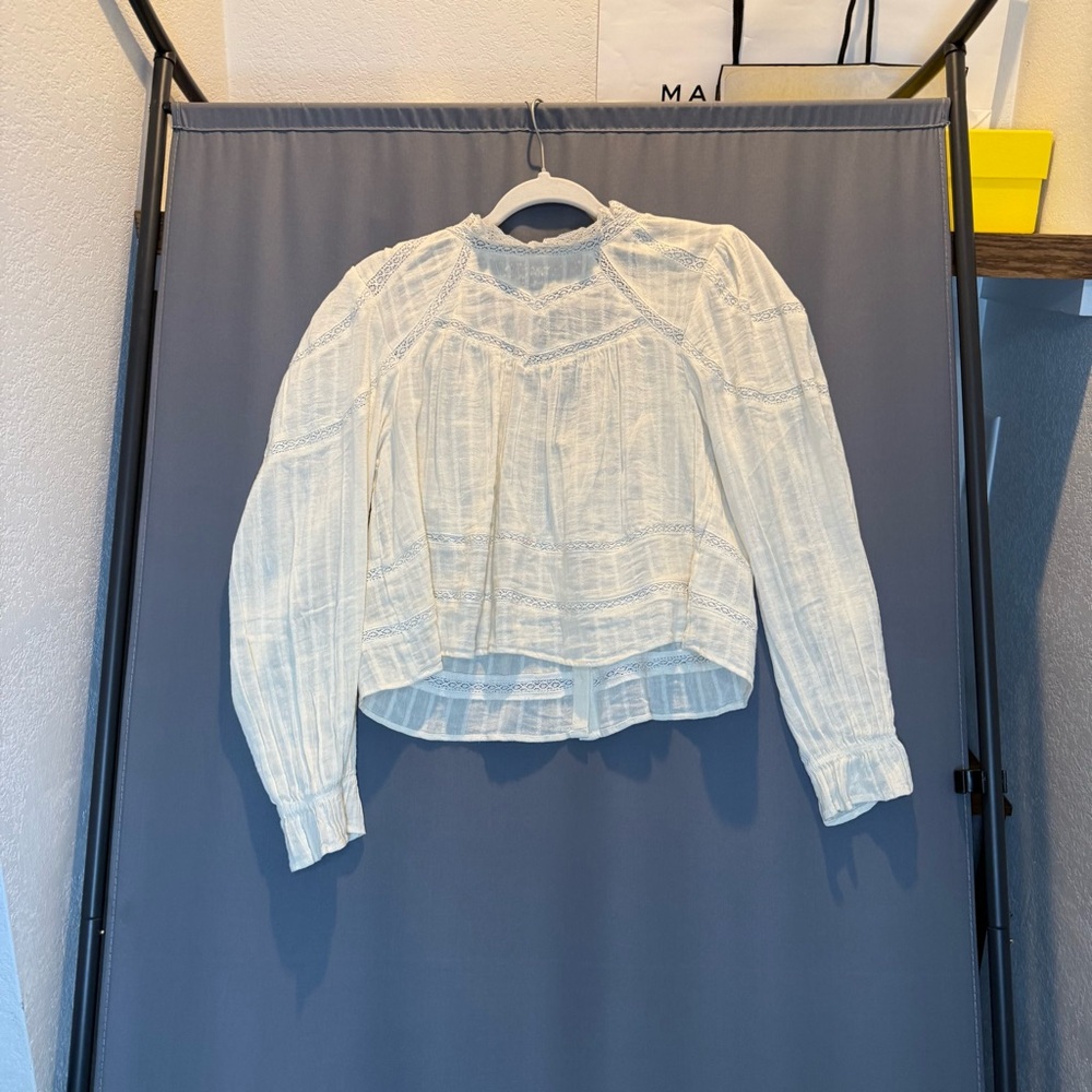 American Eagle Cream Lace Blouse